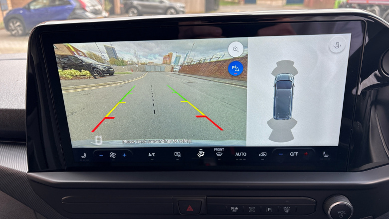 Ford Transit Custom E-320 L1 Rwd 100kW 65kWh H1 Van Limited Auto